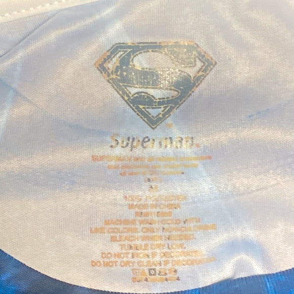 Superman Black & Blue Short Sleeve Tee Shirt Soft with Tie Dye S Emblem Size M - Picture 6 of 6